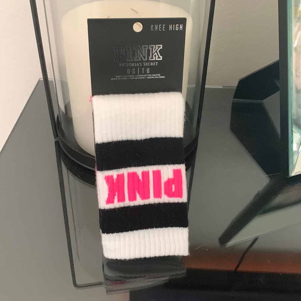 2 pack - VS PINK Knee High Socks 💕